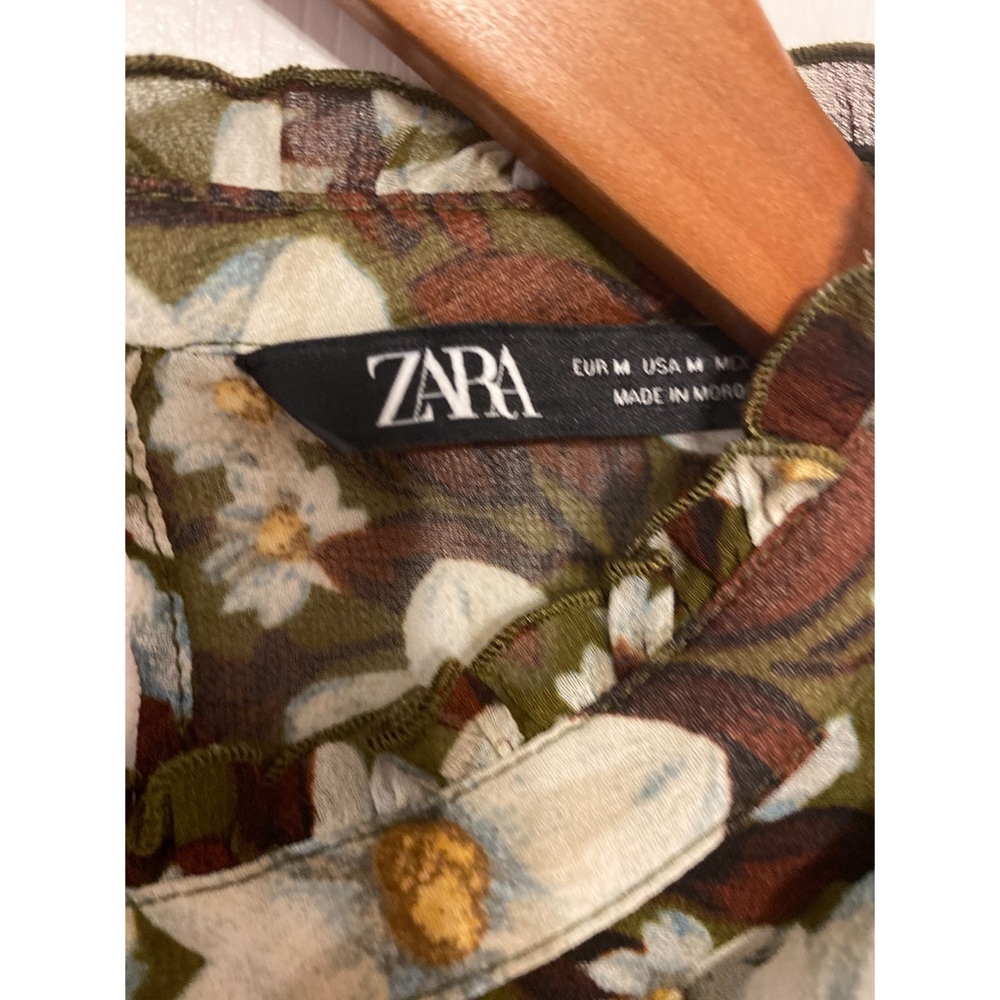 Zara Ruffled Floral Open Back Dress - Picture 7 of 9